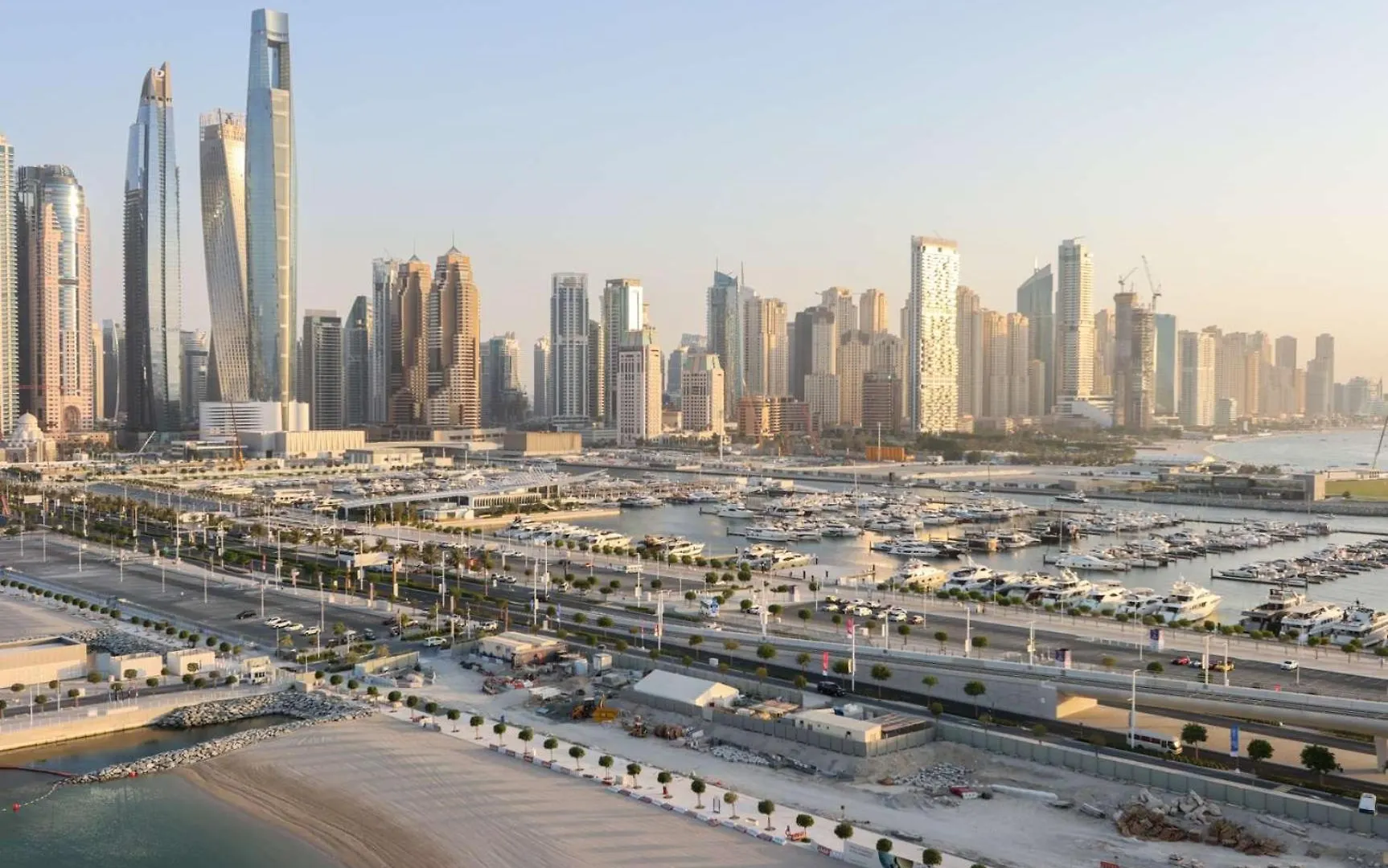Apartment Livbnb - 2Br With Stunning Views, Beachfront Living Dubai