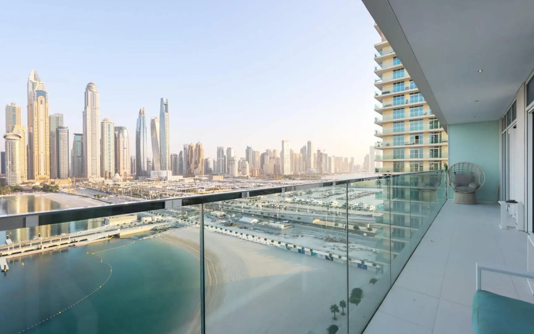 Livbnb - 2Br With Stunning Views, Beachfront Living Dubai 0*,