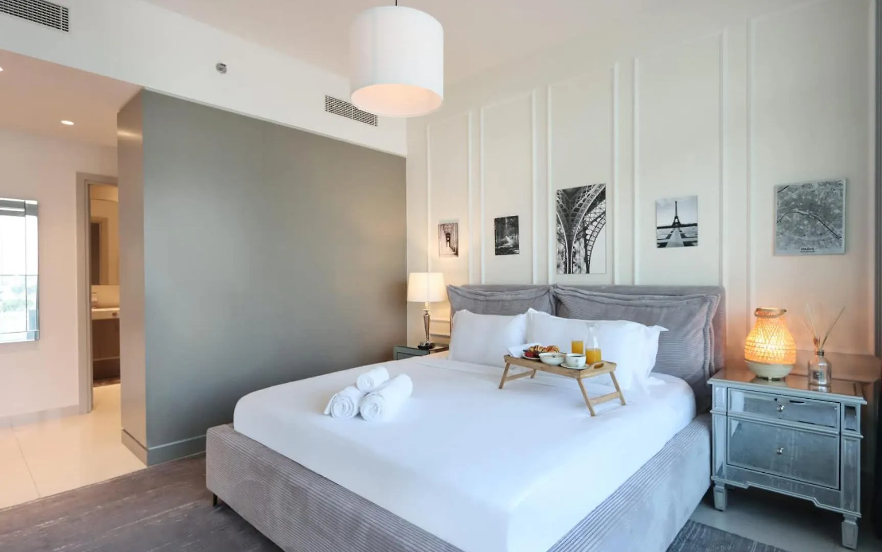 Livbnb - 2Br With Stunning Views, Beachfront Living Dubai