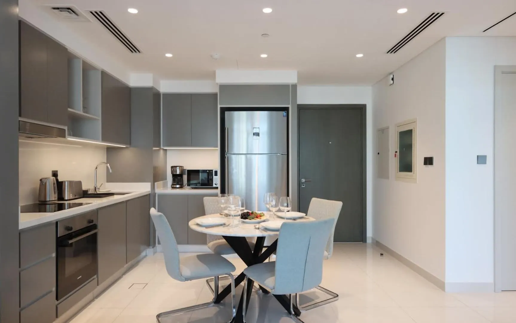 Livbnb - 2Br With Stunning Views, Beachfront Living Dubai 0*,  United Arab Emirates