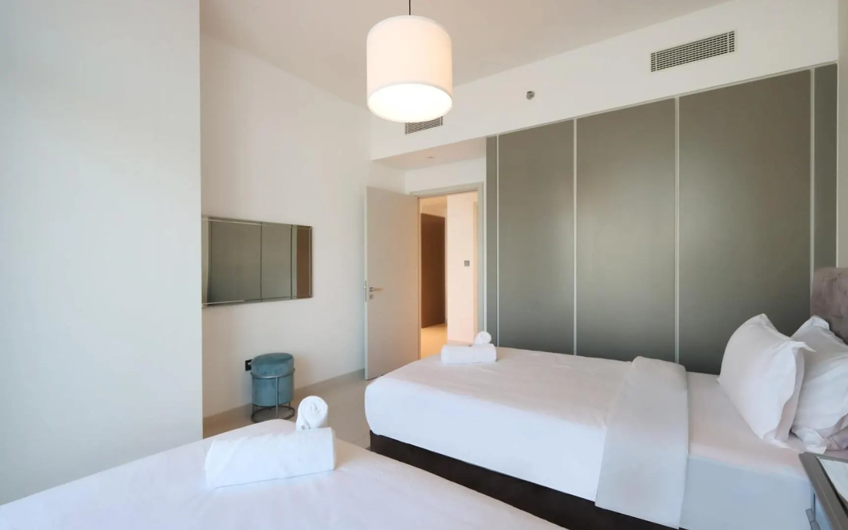 דובאי Livbnb - 2Br With Stunning Views, Beachfront Living דירה